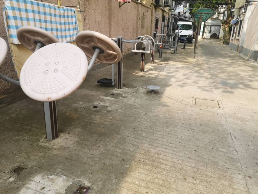 靜安區(qū)石門二路街道東王居委健身點(diǎn)（北京西路605弄）