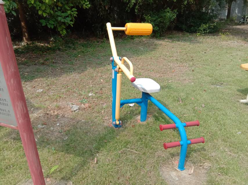 腹背鍛煉器 腹背鍛煉器