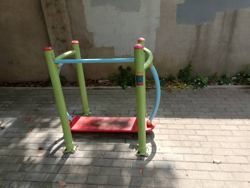 晃板健身器 晃板健身器