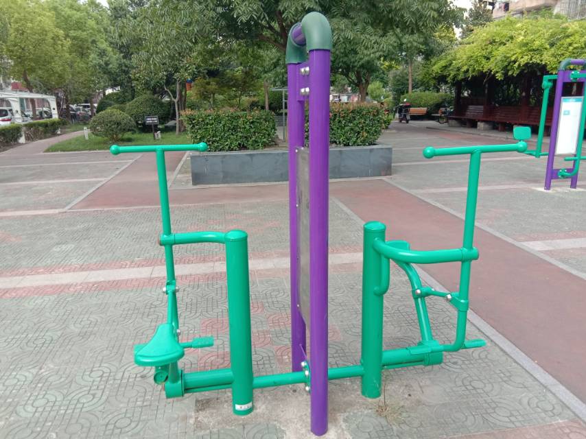 雙位健騎機 雙位健騎機