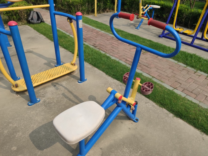 腰力鍛煉器 腰力鍛煉器