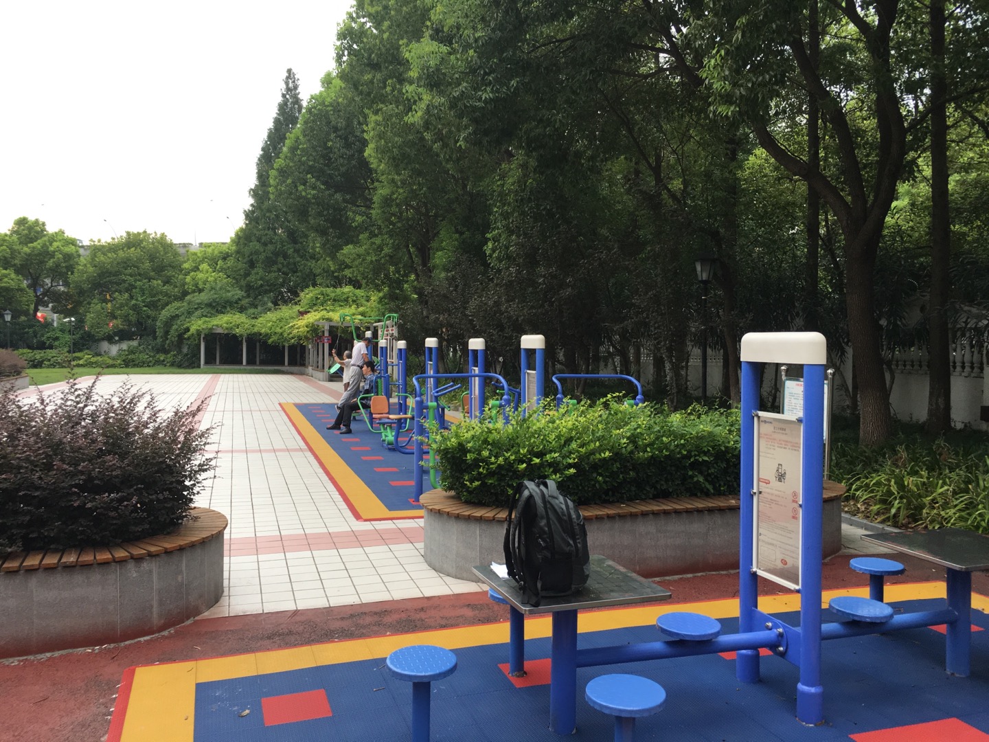 大華三村二居益智健身點(diǎn)