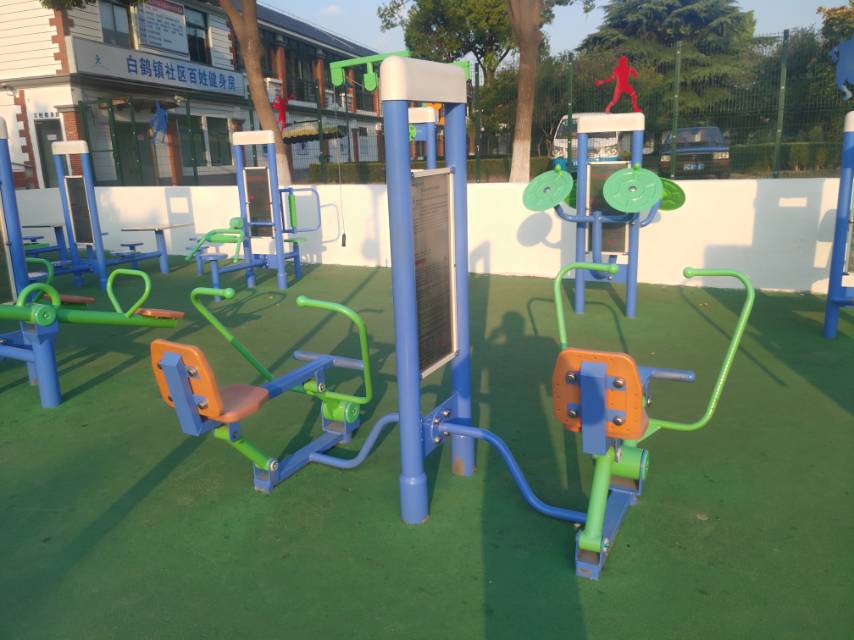 雙立柱平推平拉訓練器 雙立柱平推平拉訓練器