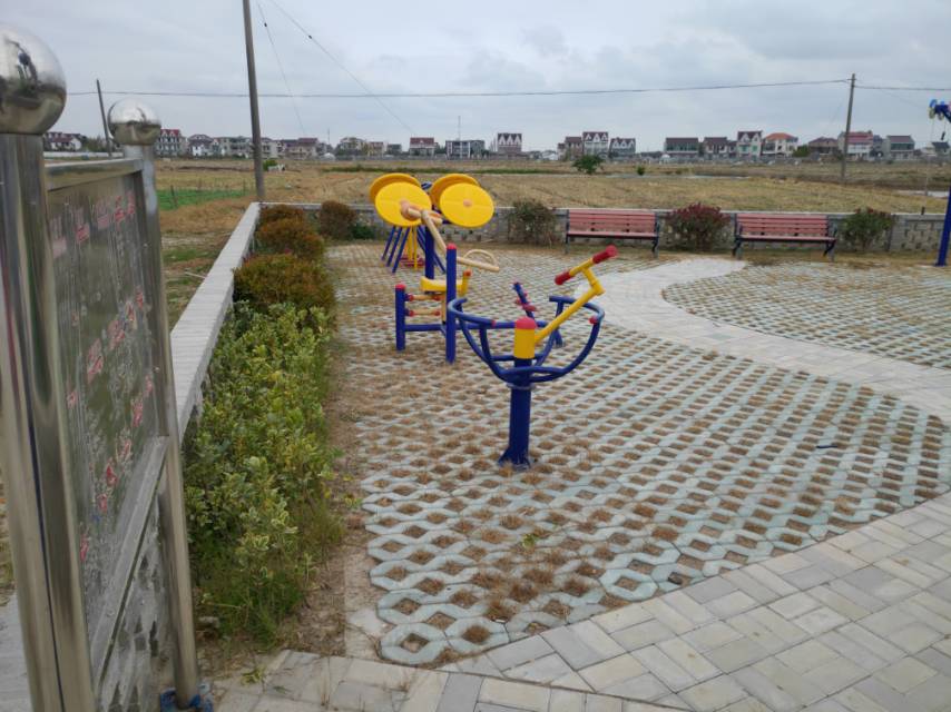 新振村新二3組健身點