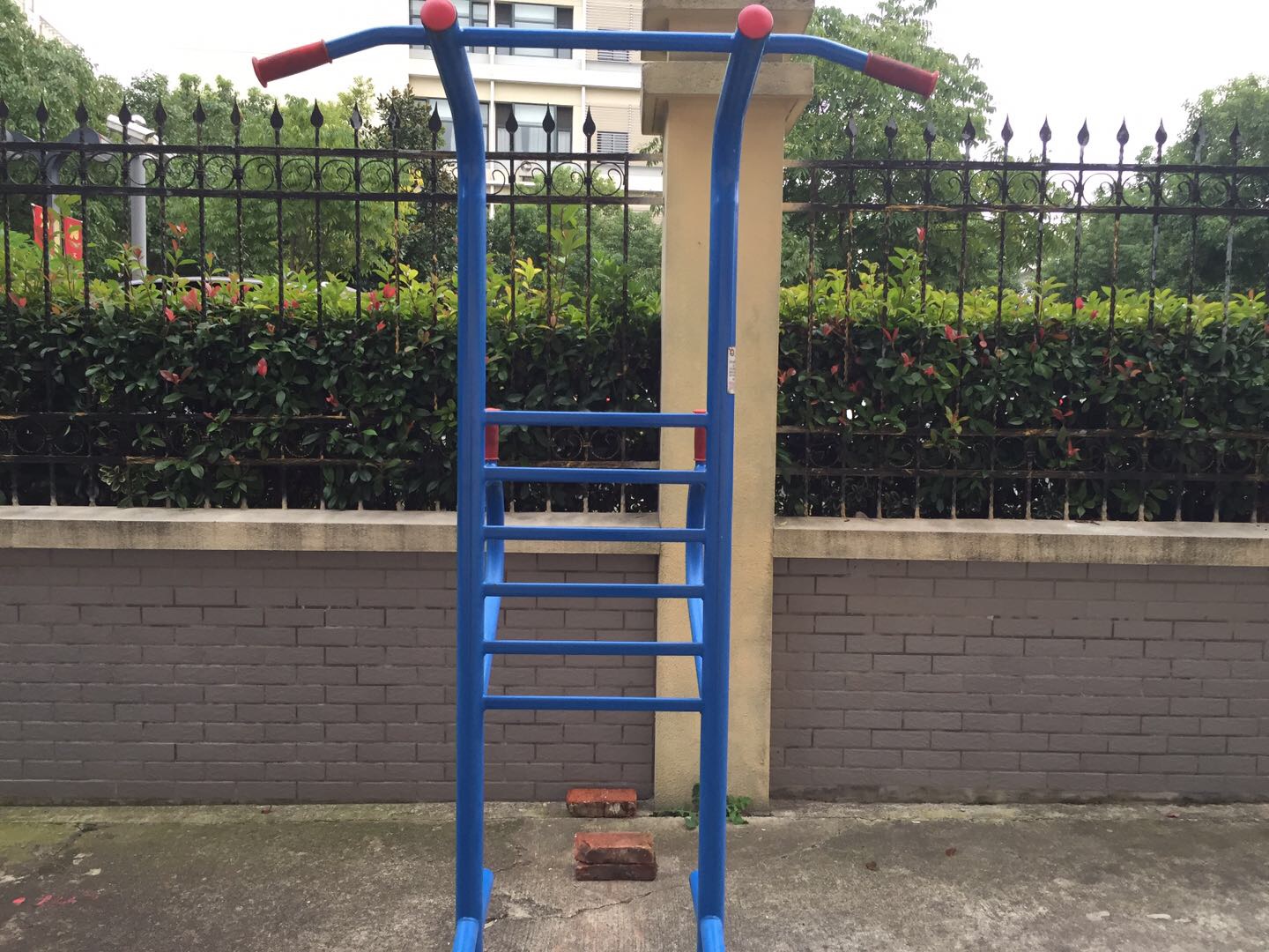 多功能訓(xùn)練器 多功能訓(xùn)練器