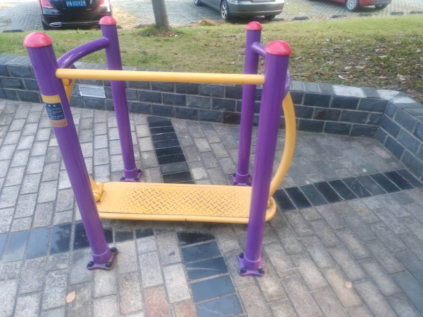 晃板健身器 晃板健身器