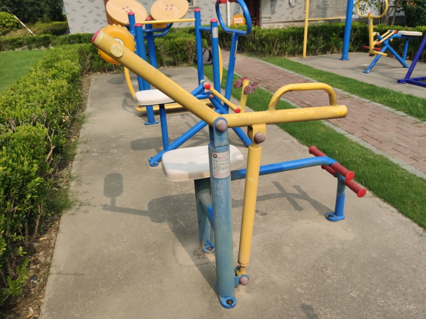 腹背鍛煉器 腹背鍛煉器