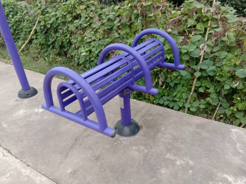 腰背伸展器 腰背伸展器