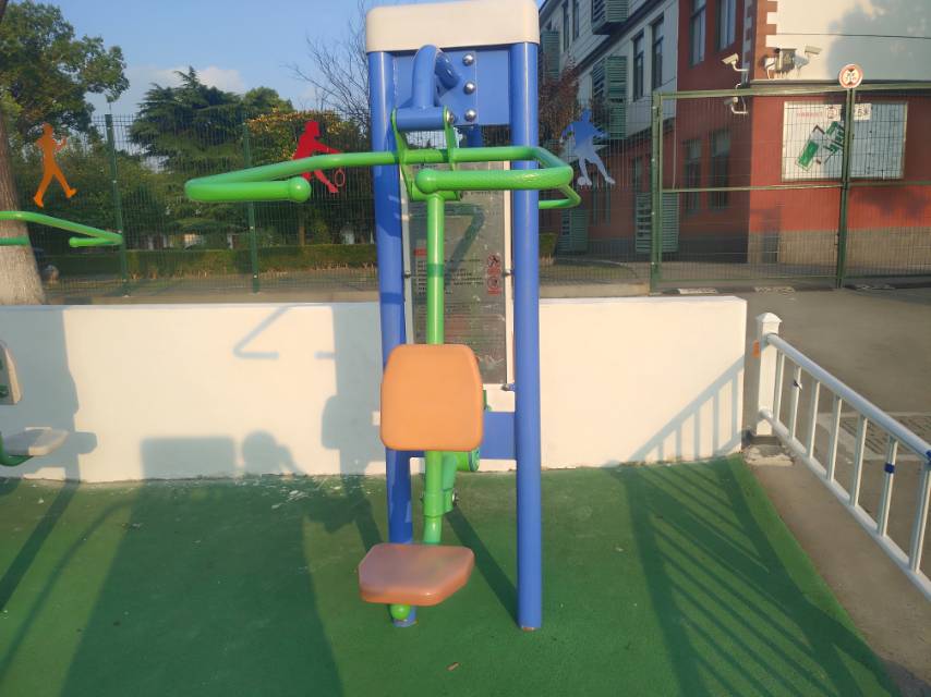 雙立柱拉力訓練器 雙立柱拉力訓練器