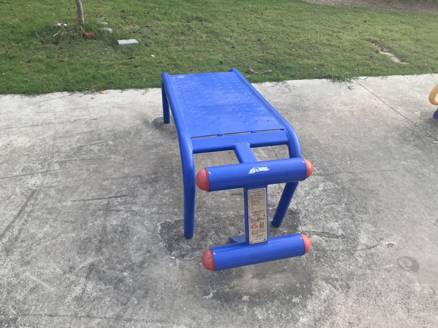 仰臥起坐板 仰臥起坐板