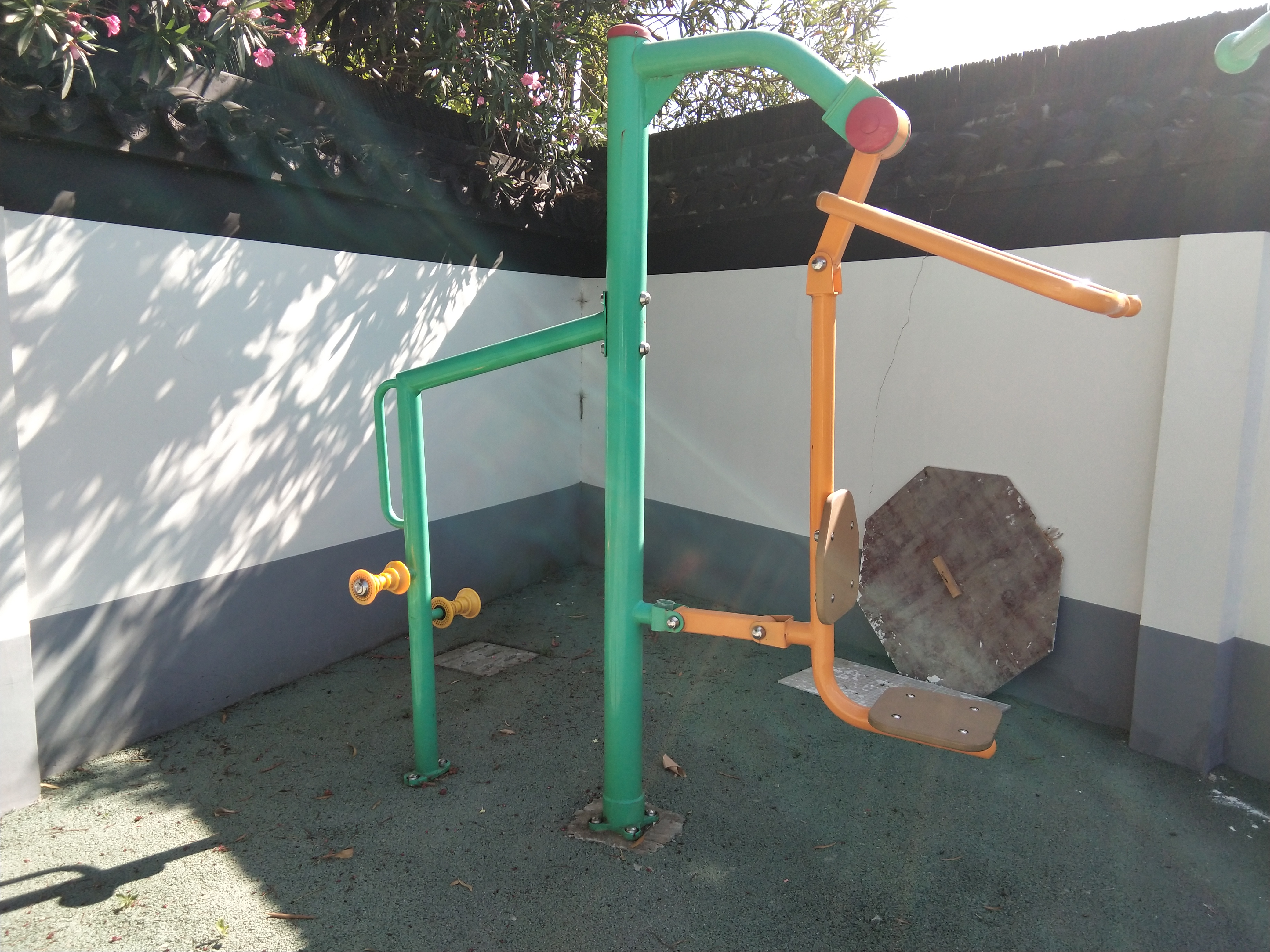 坐拉訓(xùn)練器 坐拉訓(xùn)練器