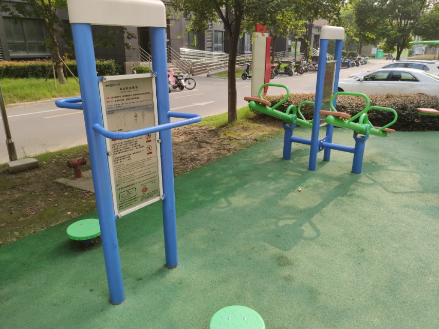 雙立柱扭腰器 雙立柱扭腰器