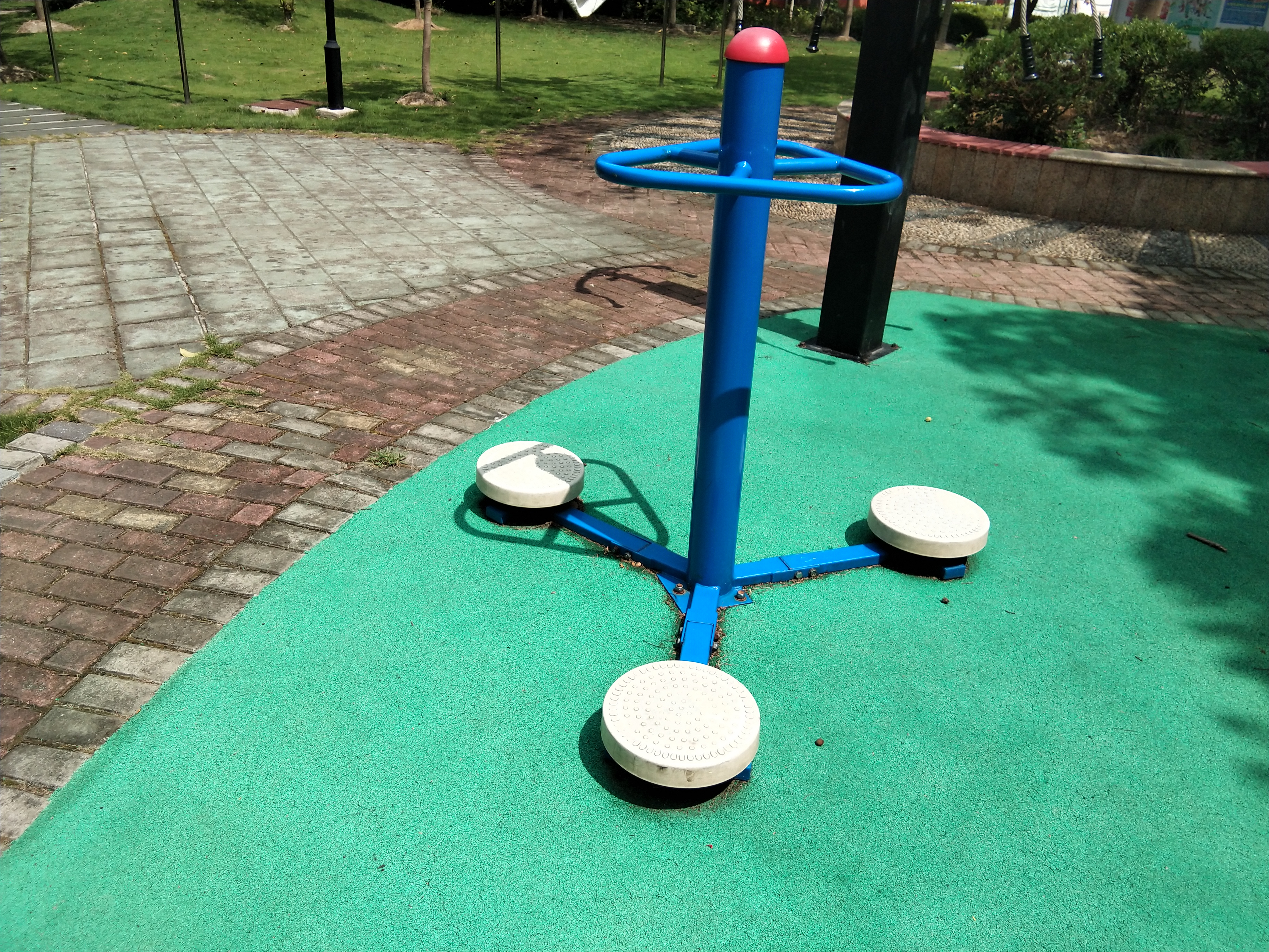 三人扭腰器 三人扭腰器