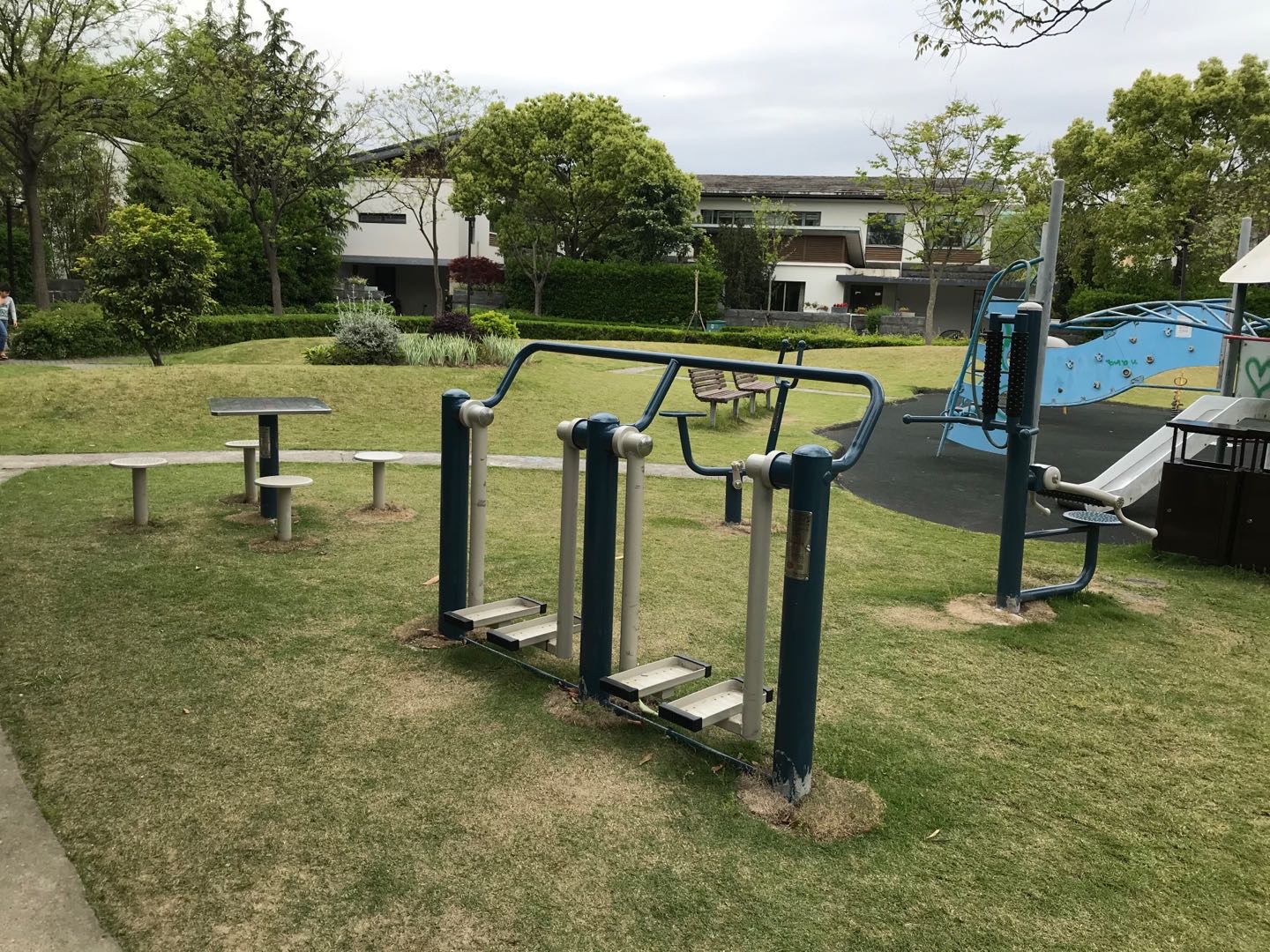 湖畔佳苑市民益智健身苑點(diǎn)