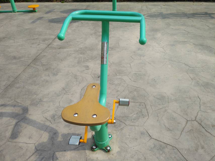 直立健身車 直立健身車