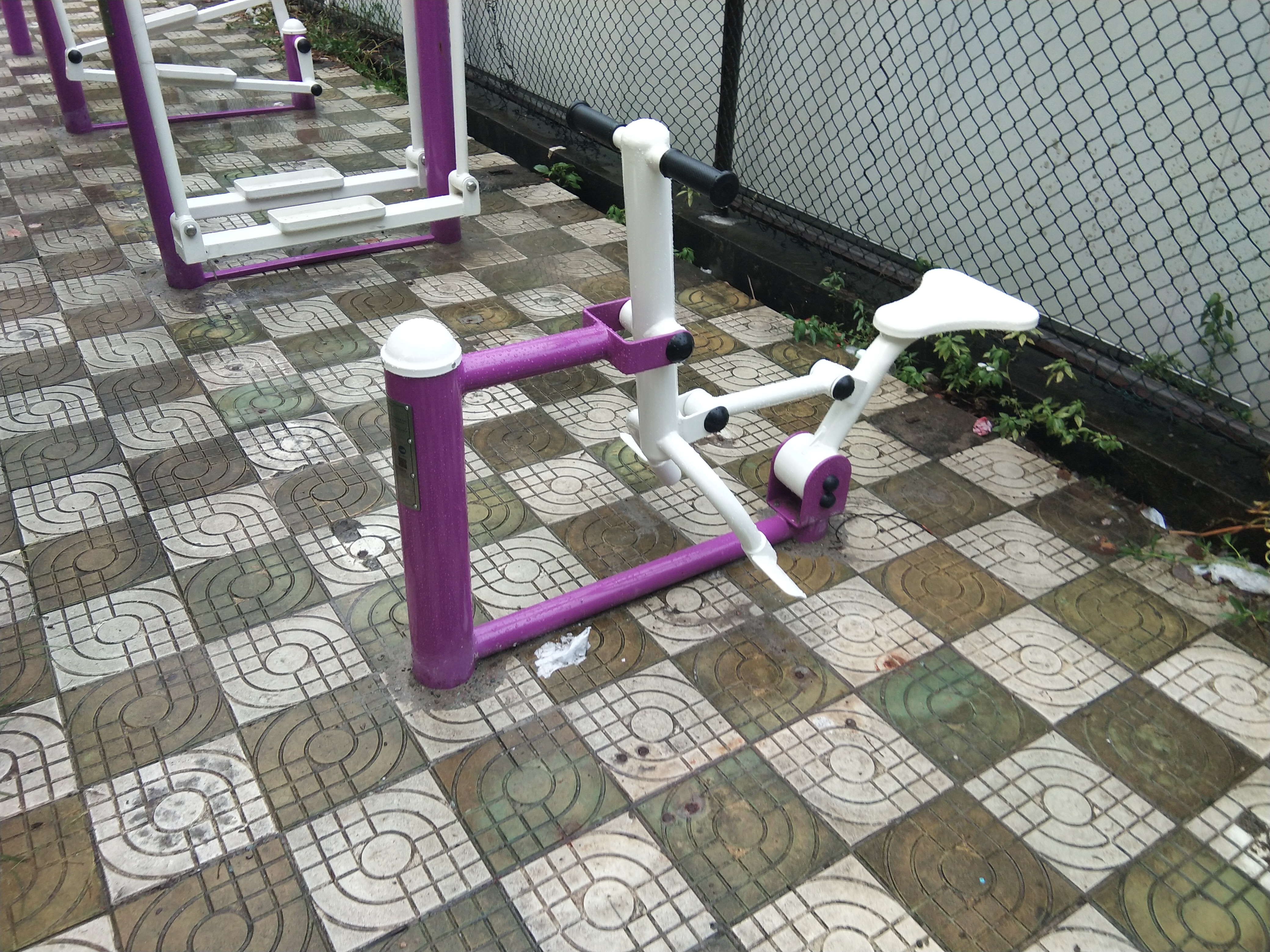 騎馬機(jī) 騎馬機(jī)