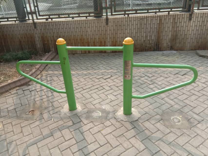 壓腿訓(xùn)練器