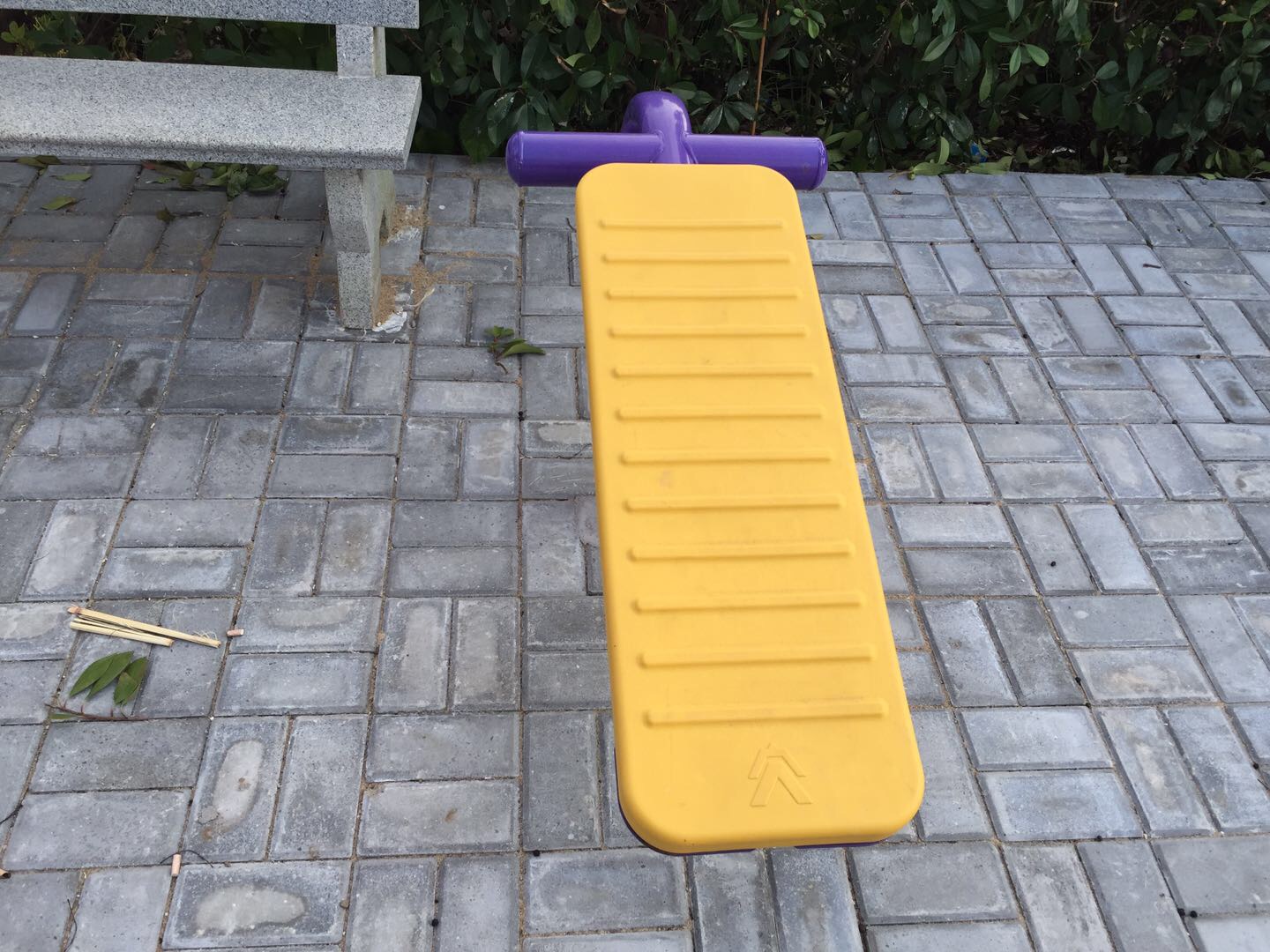 單人腹肌架 單人腹肌架