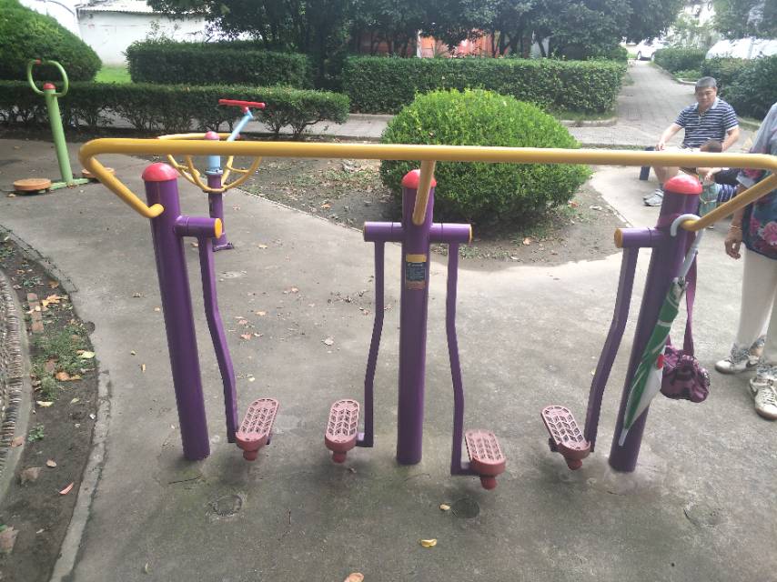 太空漫步器 太空漫步器