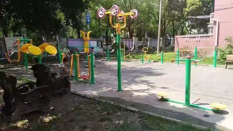 華美路居委健身點E