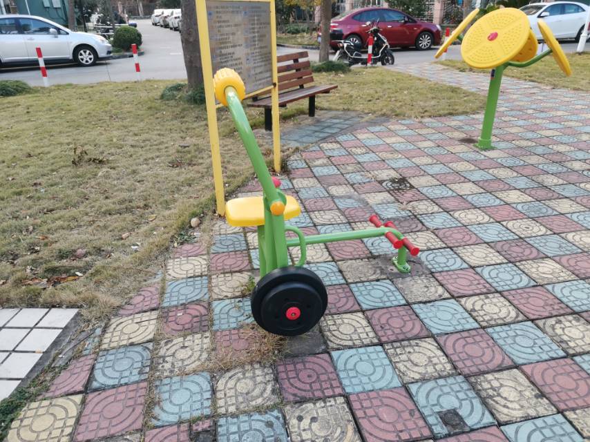 腹背鍛煉器 腹背鍛煉器