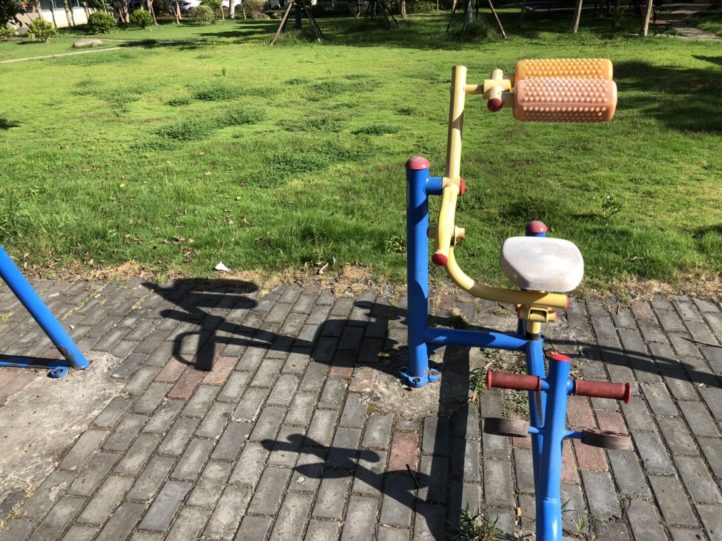 自重腰腹器 自重腰腹器