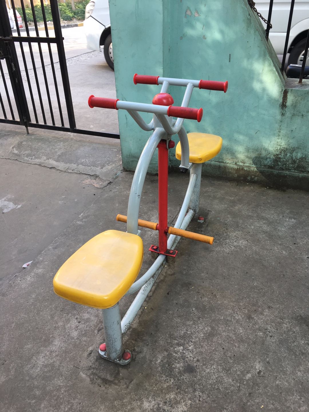 下肢康復(fù)器