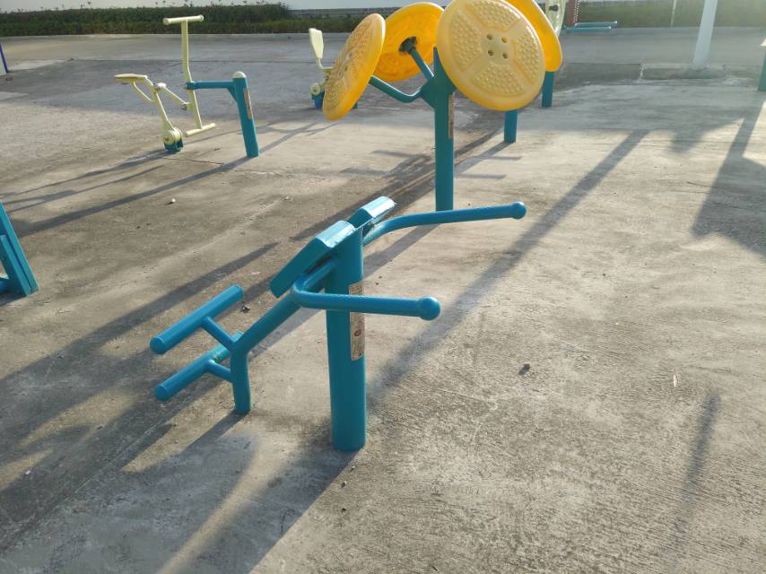 背肌訓練器 背肌訓練器