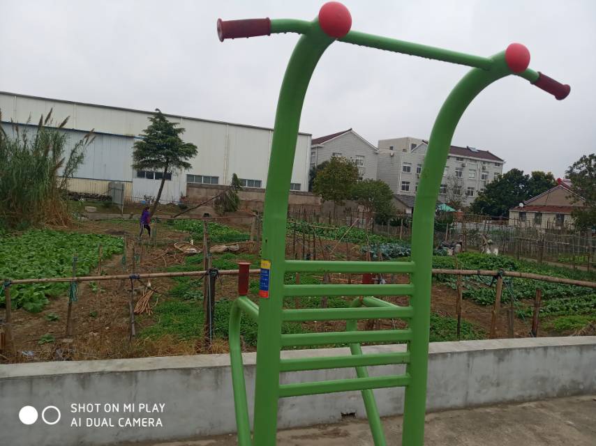 多功能訓(xùn)練器