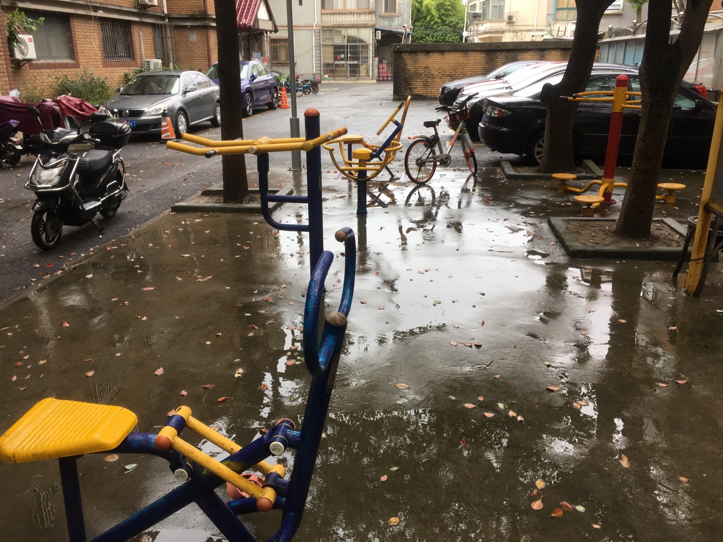 天元康亭小區(qū)益智健身點(diǎn)