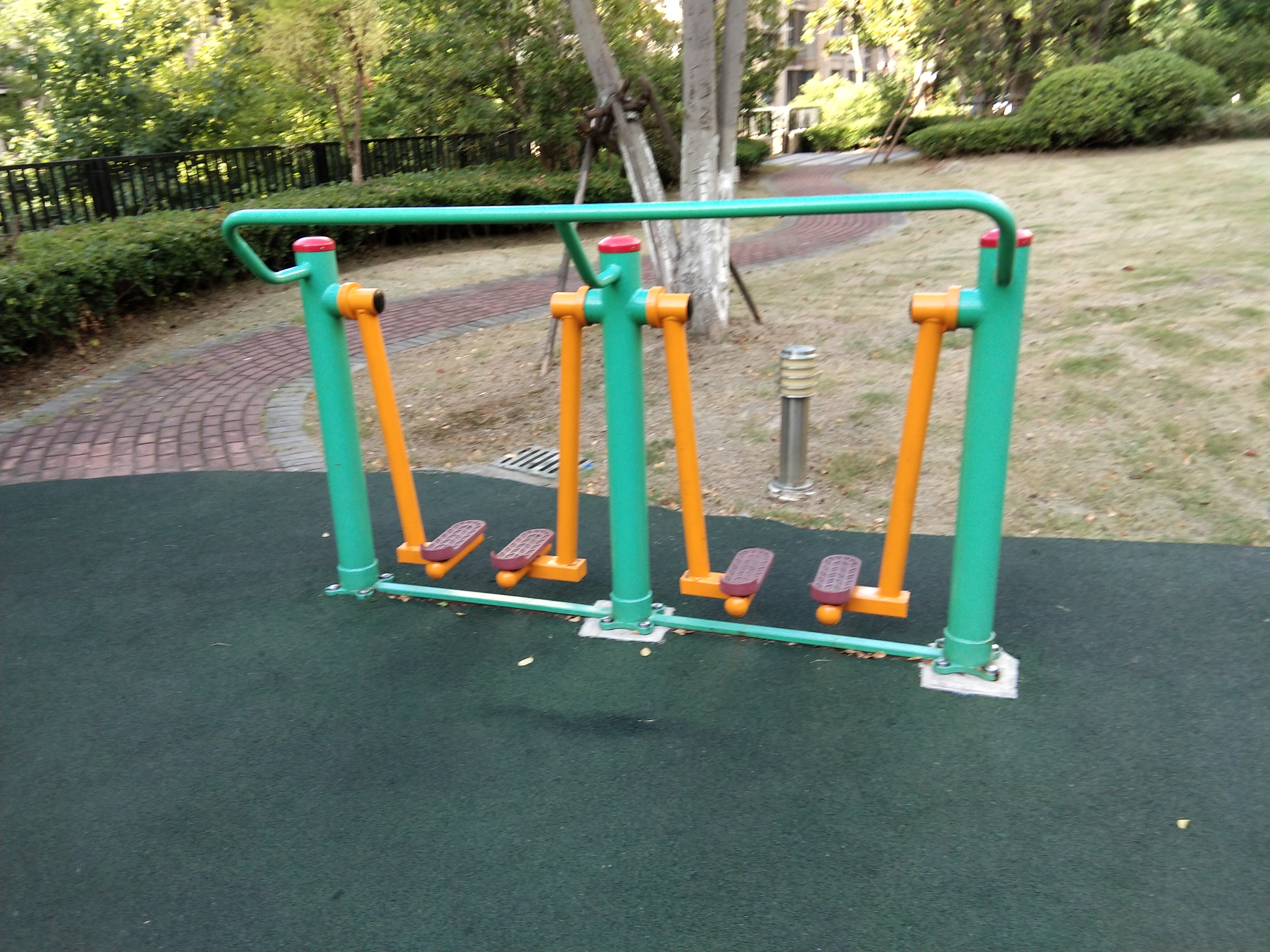 兩聯(lián)漫步機 兩聯(lián)漫步機