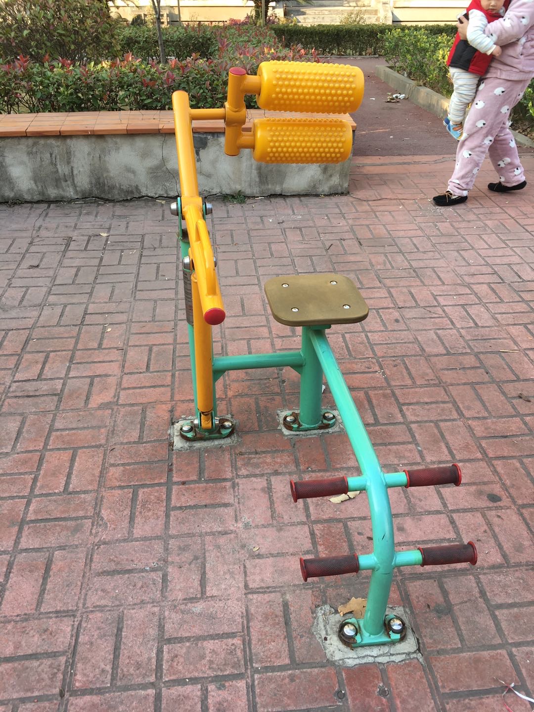 腹背鍛煉器 腹背鍛煉器