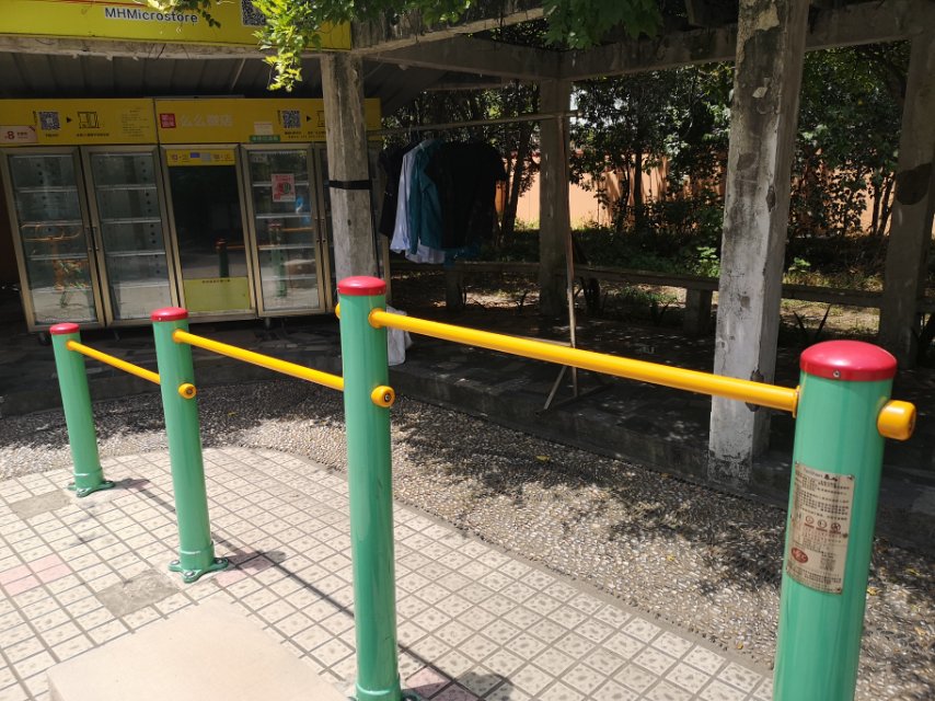 多聯(lián)壓腿架 多聯(lián)壓腿架