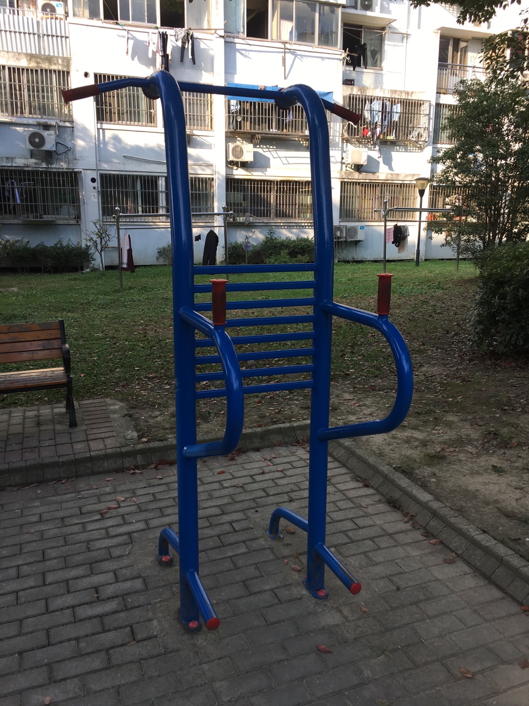 多功能訓(xùn)練器 多功能訓(xùn)練器