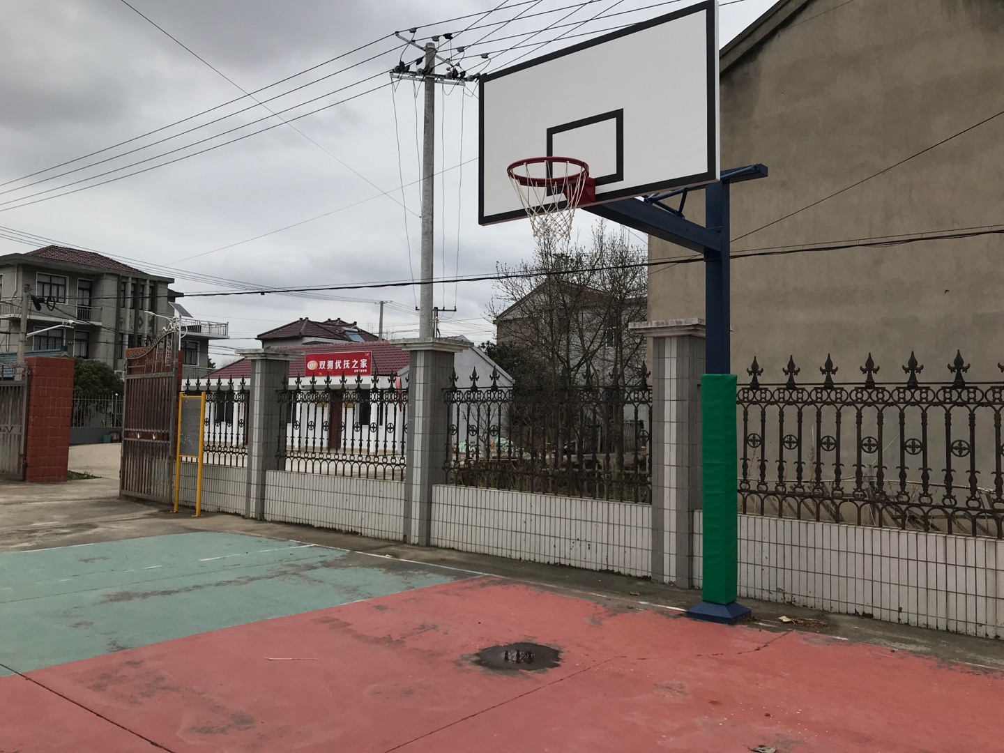 協(xié)北村農(nóng)民健身工程（燈）