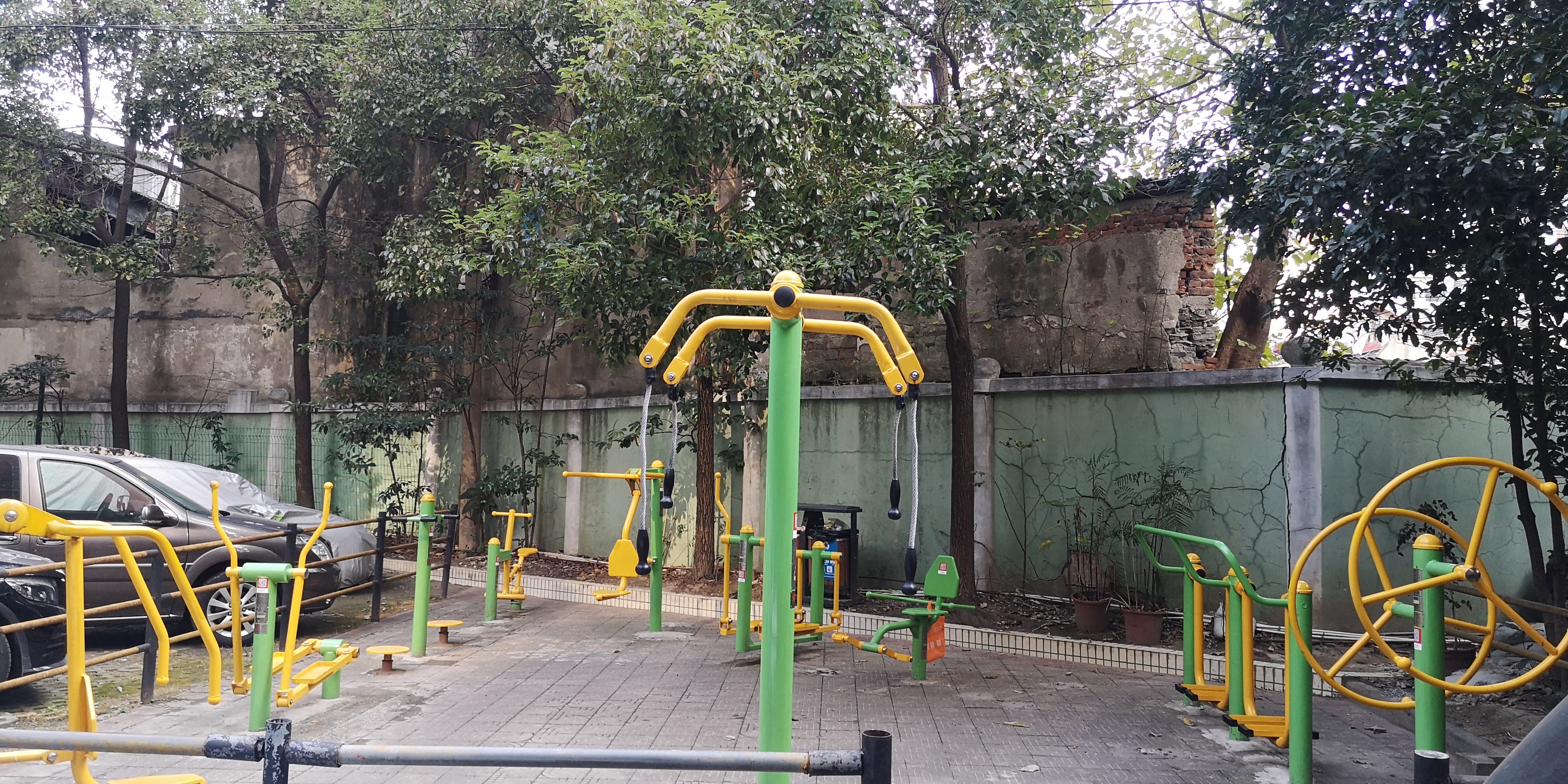 富麗花苑市民益智健身苑點(diǎn)