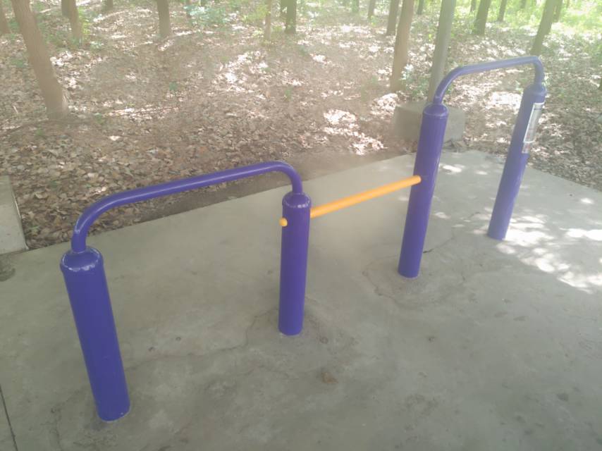 彈振壓腿器 彈振壓腿器