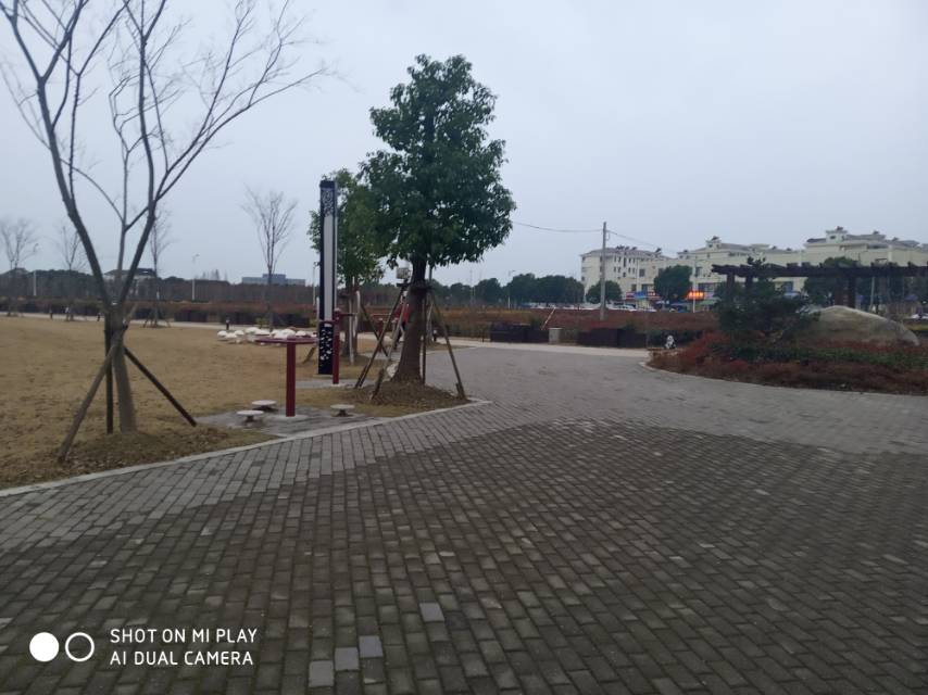 勇敢公園健身點(diǎn)