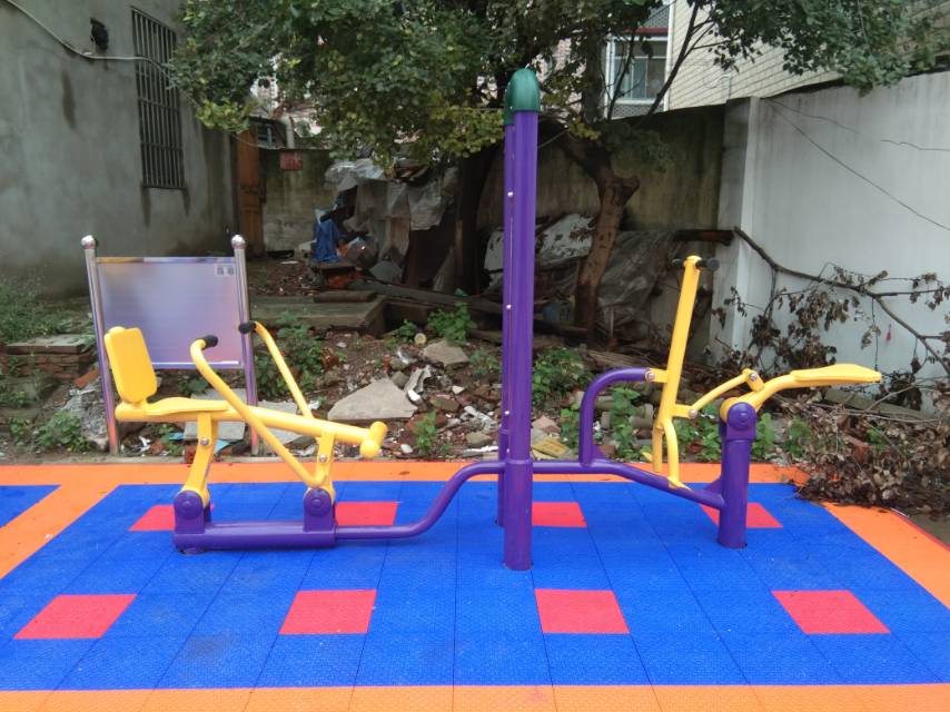 健騎劃船器 健騎劃船器