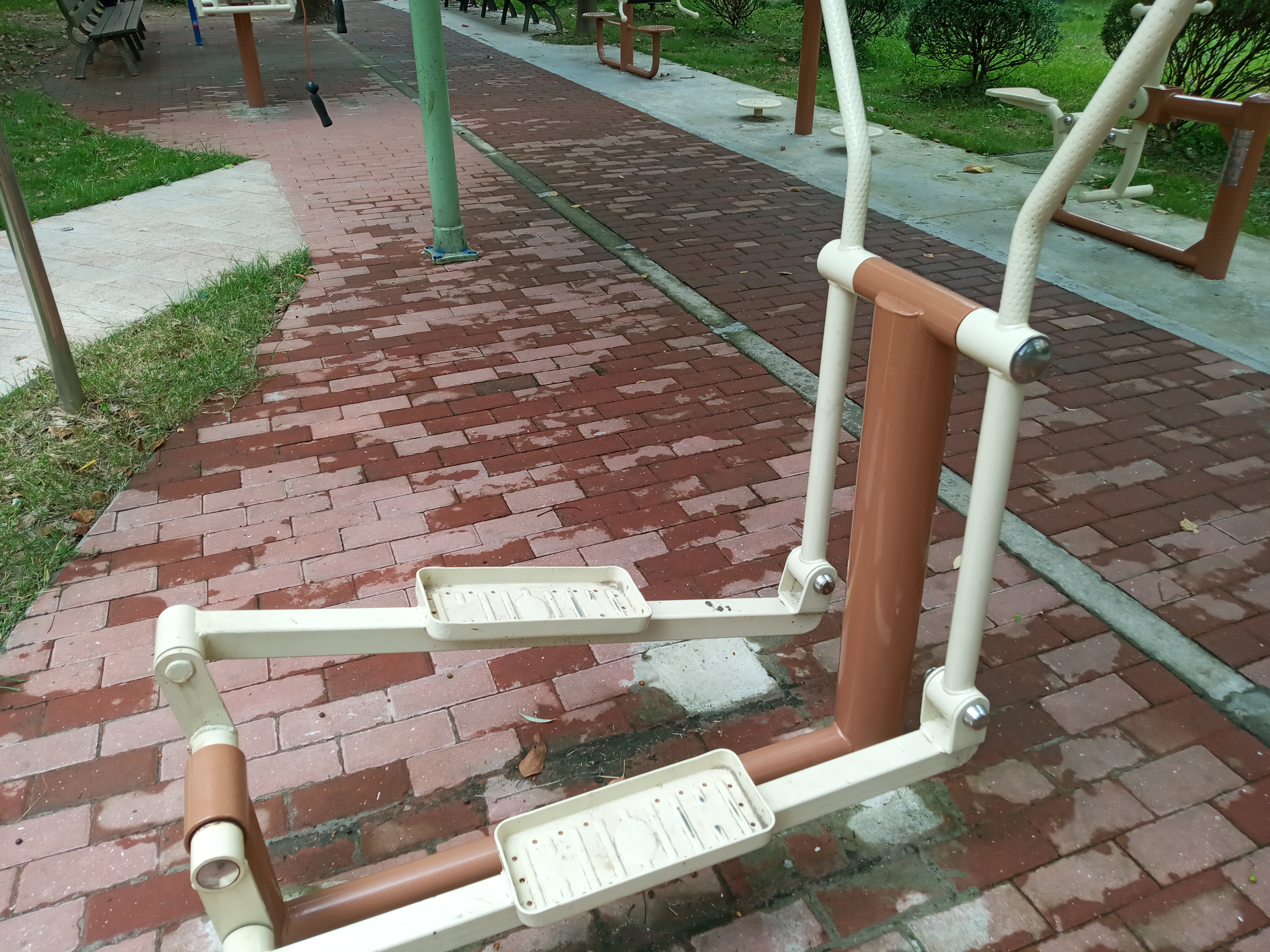 橢圓機(jī) 橢圓機(jī)