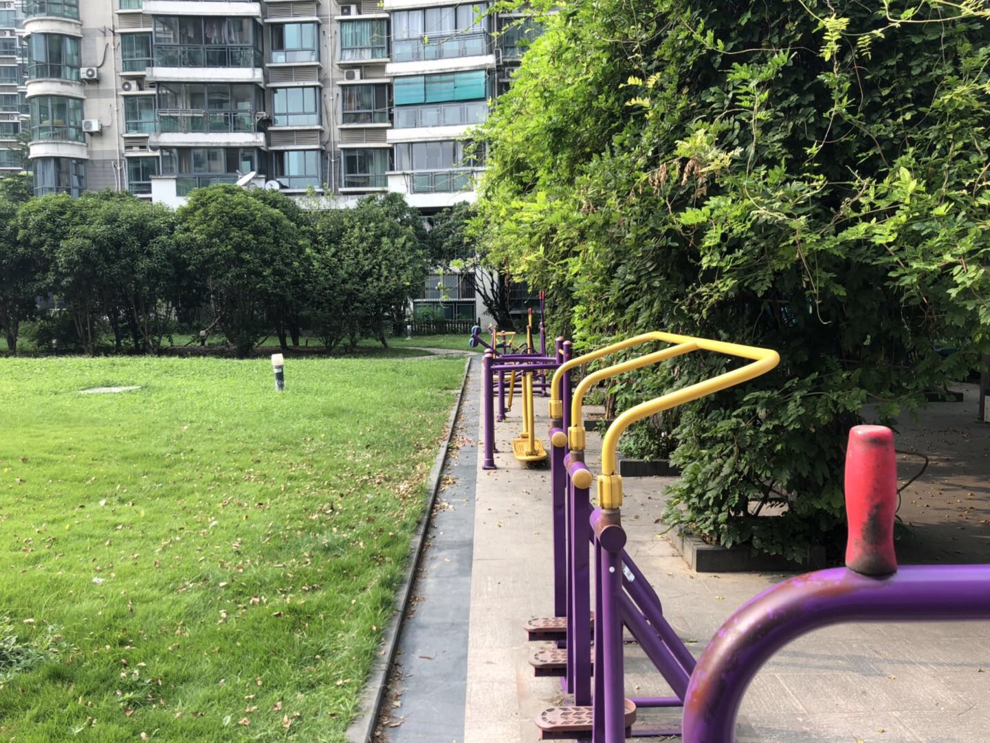 梅蓮苑居委B健身苑點