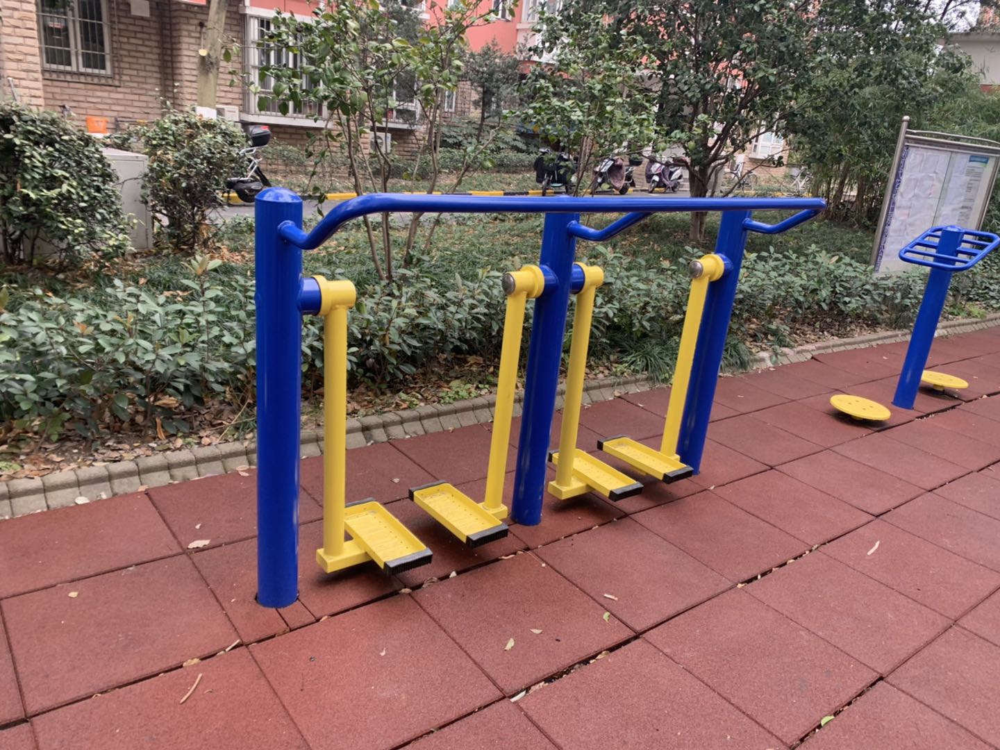 太空漫步器 太空漫步器