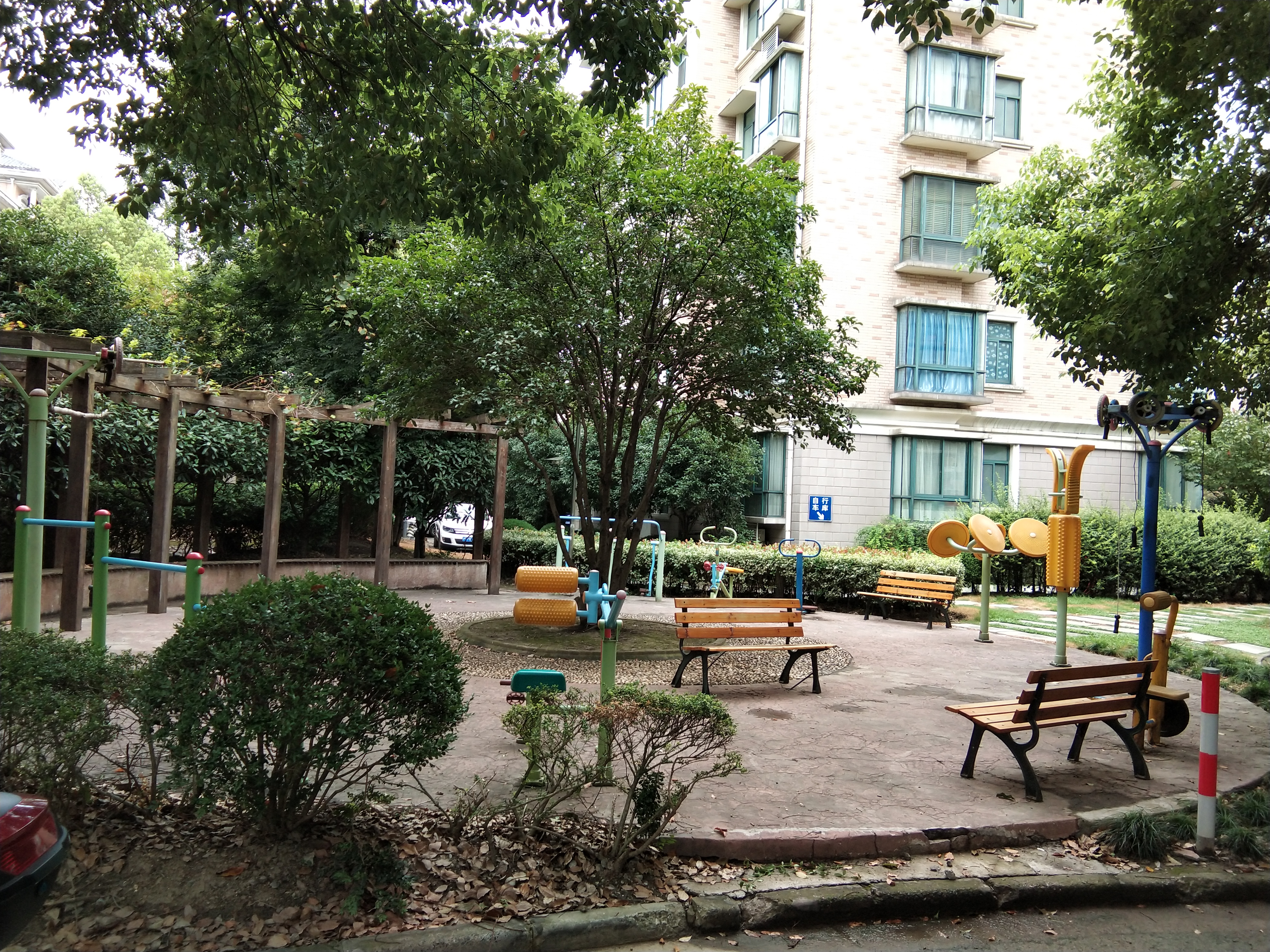 綠世界三期健身點(diǎn)