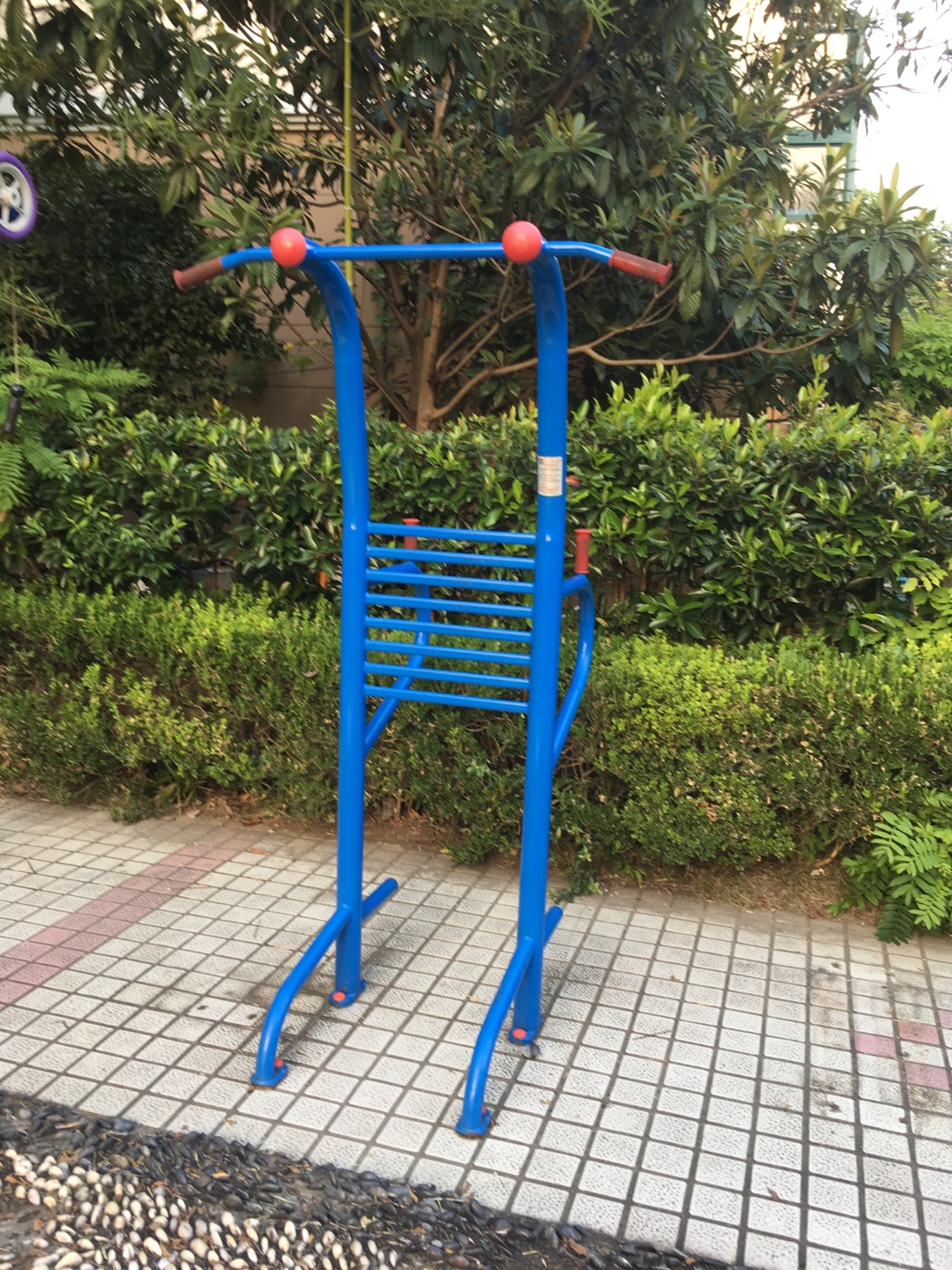 多功能訓(xùn)練器 多功能訓(xùn)練器