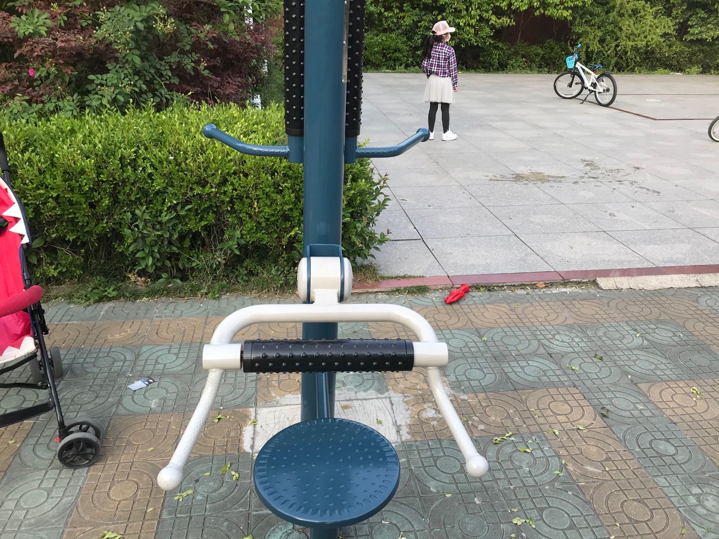 腰背按摩器 腰背按摩器