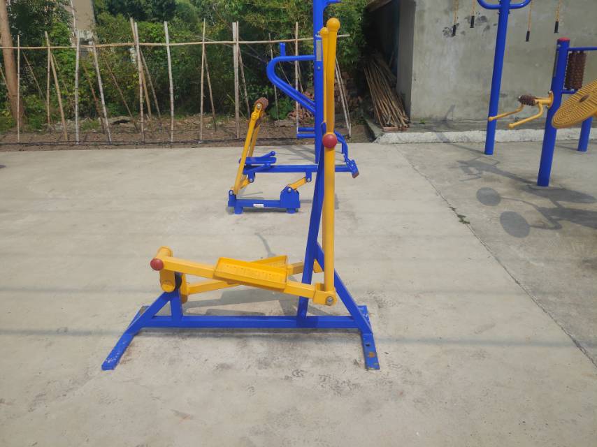 室外橢圓機(jī) 室外橢圓機(jī)