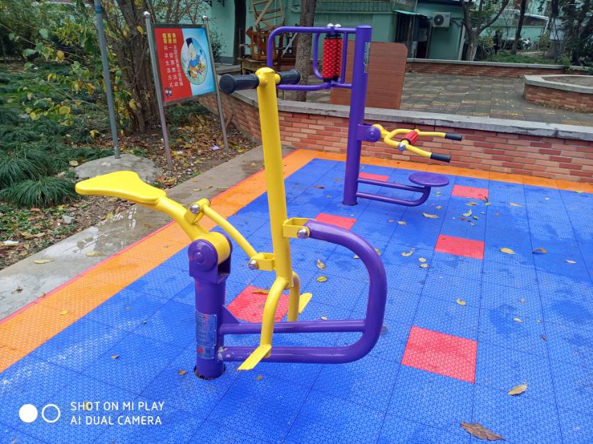 健騎機(jī) 健騎機(jī)