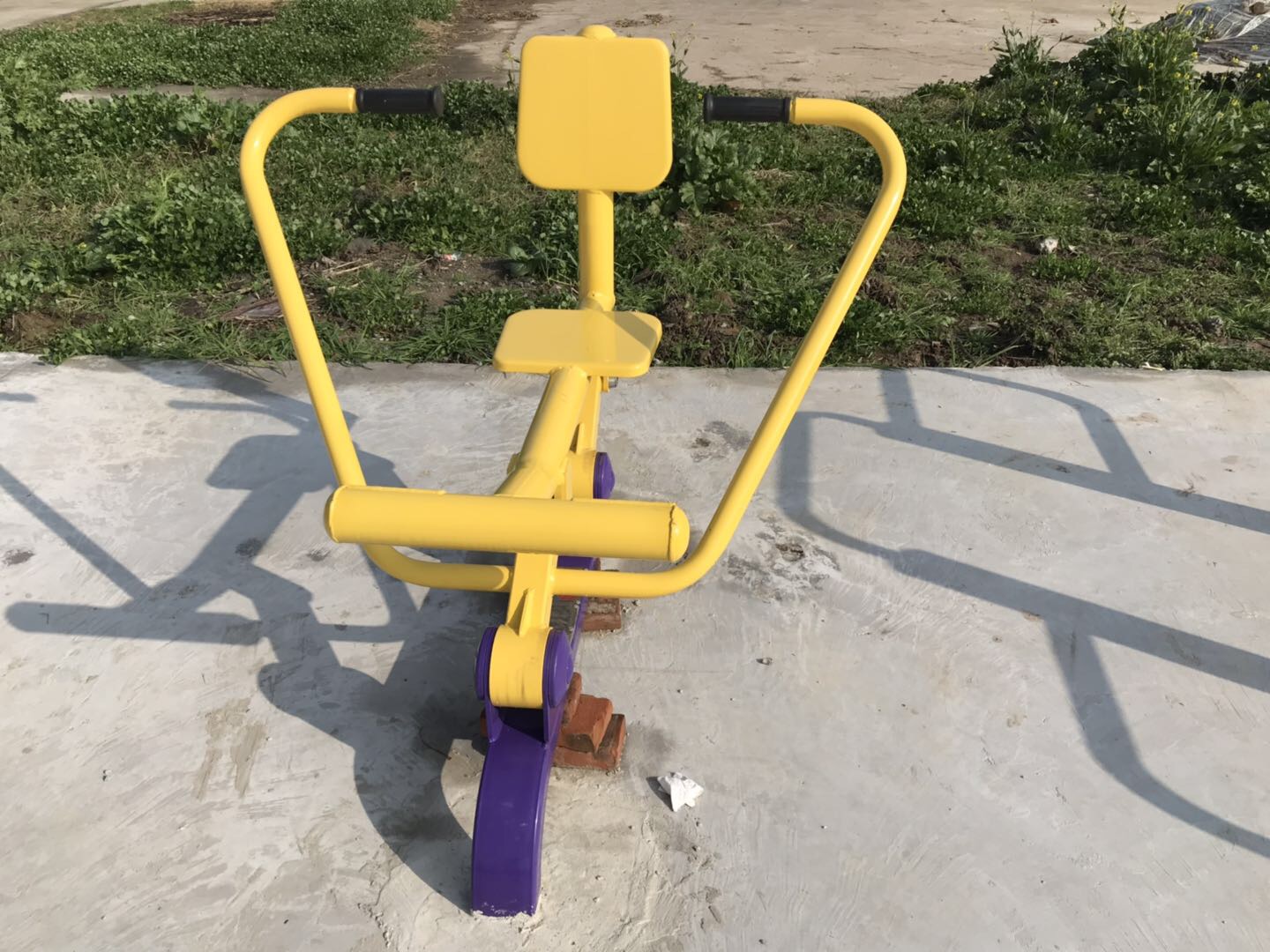 自重式平推訓練器 自重式平推訓練器