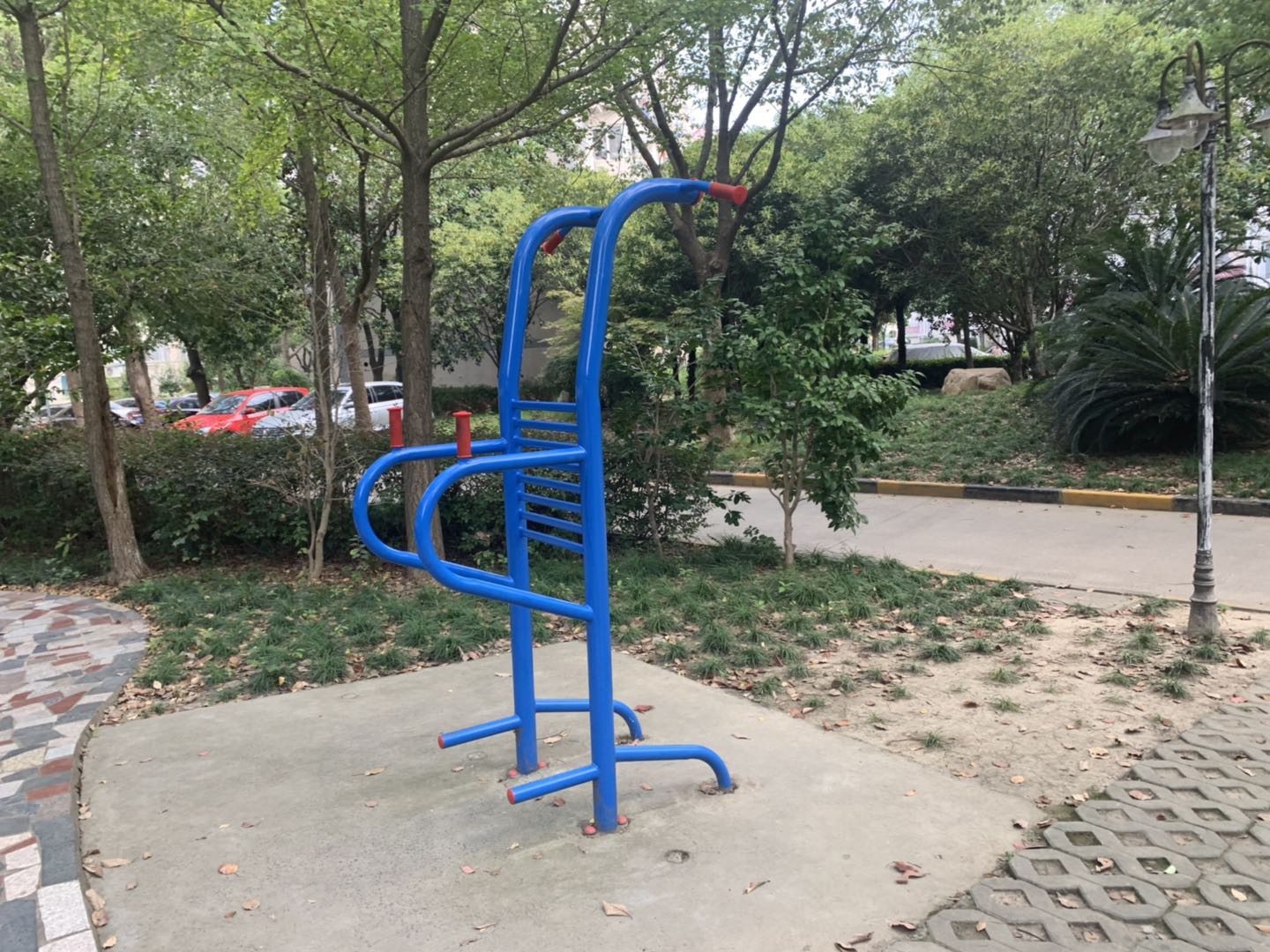 多功能訓(xùn)練器 多功能訓(xùn)練器