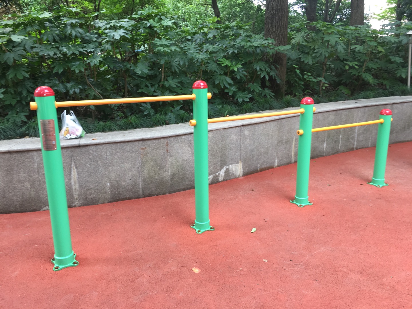 多聯(lián)壓腿架 多聯(lián)壓腿架